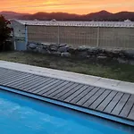 Playa Del Sol -b4 公寓式酒店 3*