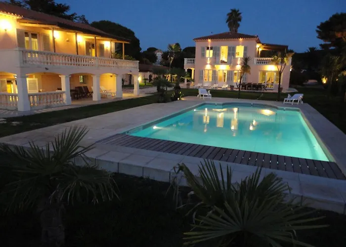 Playa Del Sol -b4 Apartmanhotel 3*