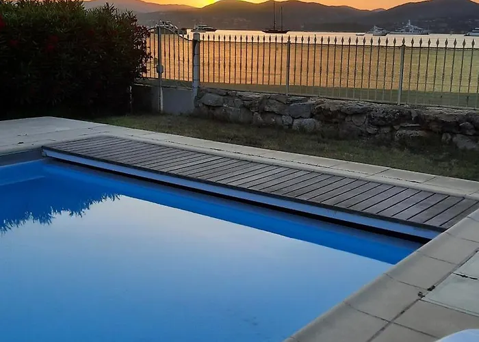 Playa Del Sol -b4 Apartmanhotel